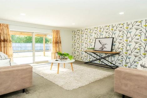 Photo of property in 210 Saint James Drive, Huntington, Hamilton, 3210