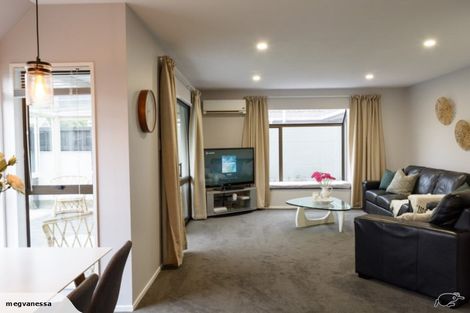 Photo of property in 1/25 Kingham Place, Avonhead, Christchurch, 8042