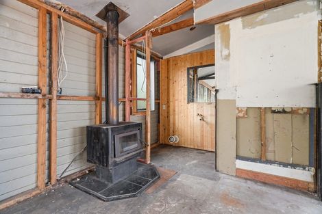 Photo of property in 1 Bush Point Road, Cable Bay, 0420