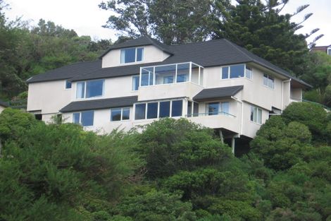 Photo of property in 6 Raroa Crescent, Northland, Wellington, 6012