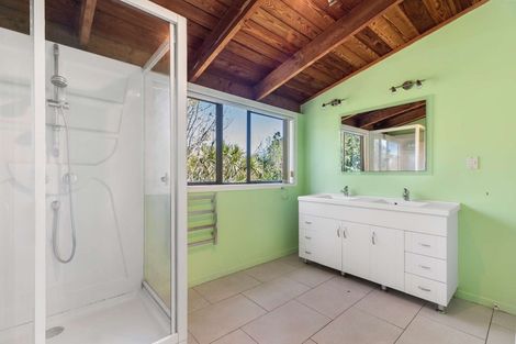 Photo of property in 41 Glendale Road, Glen Eden, Auckland, 0602