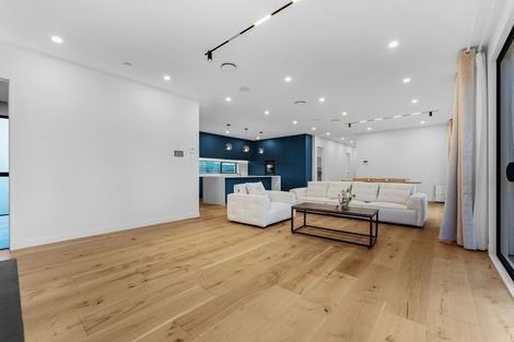 Photo of property in 6 Peet Row, Pokeno, 2471