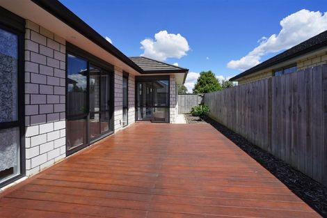 Photo of property in 12 Oolong Court, Huntington, Hamilton, 3210