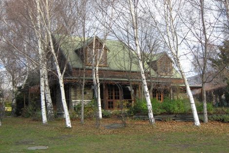 Photo of property in 9 Hunter Crescent, Wanaka, 9305