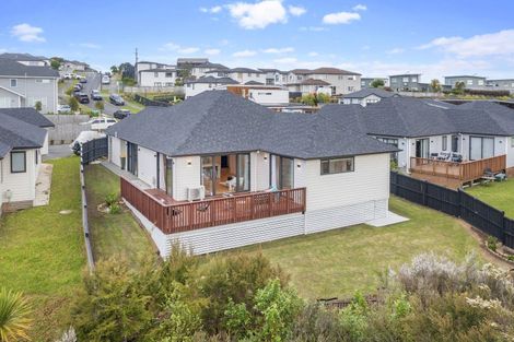 Photo of property in 24 Kahu Close, Orewa, 0931