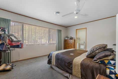 Photo of property in 2 Forest Place, Lynmore, Rotorua, 3010