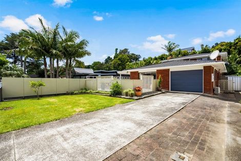 Photo of property in 48 The Circle, Manly, Whangaparaoa, 0930