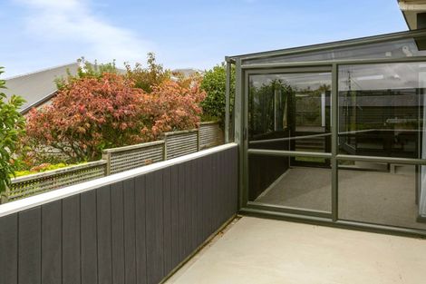Photo of property in 73 Harvey Street, Waipahihi, Taupo, 3330