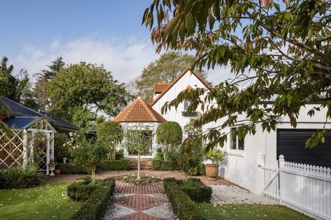 Photo of property in 25 Hall Street, Cambridge, 3434