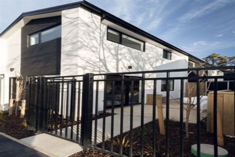 Photo of property in 8b Moa Place, Christchurch Central, Christchurch, 8013