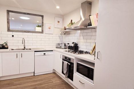 Photo of property in 36 Liberation Road, Papakura, 2110