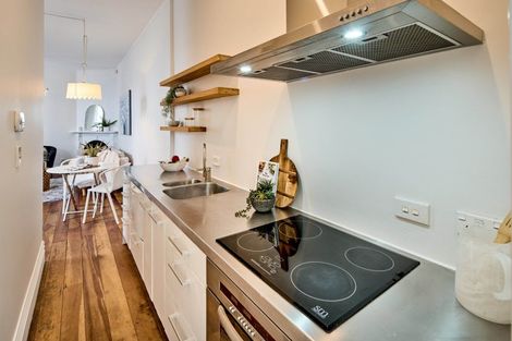 Photo of property in 11 Wright Street, Mount Cook, Wellington, 6021