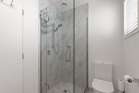 Photo of property in 1/47 Beachville Road, Redcliffs, Christchurch, 8081