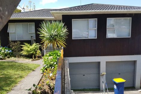 Photo of property in 38 Deverell Place, Northcross, Auckland, 0632