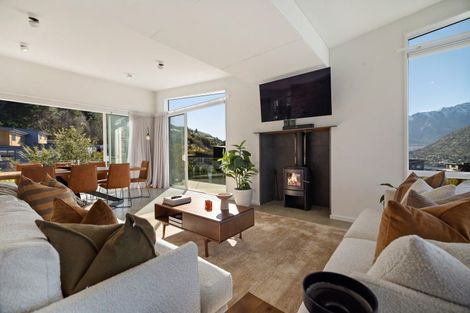 Photo of property in St Andrews Park, 66 Highview Terrace, Queenstown, 9300