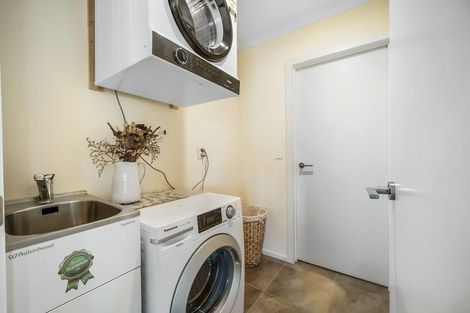 Photo of property in 6 Olivias Place, Stoke, Nelson, 7011