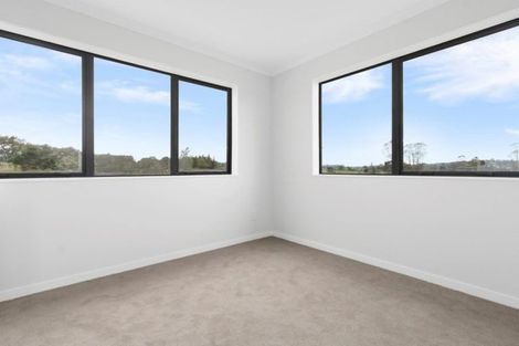 Photo of property in 10 Riroriro Road, Hobsonville, Auckland, 0616