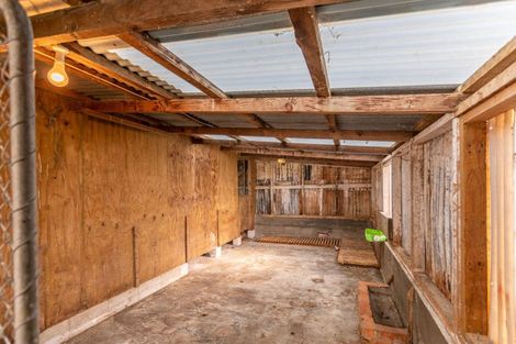 Photo of property in 201 Totaramahonga Road, Dannevirke, 4972