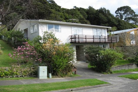 Photo of property in 24 Mission Street, Waterloo, Lower Hutt, 5011