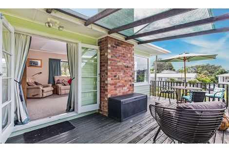 Photo of property in 34 Levesque Street, Birkdale, Auckland, 0626