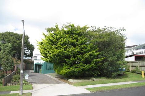 Photo of property in 35 Nevada Avenue, Pakuranga Heights, Auckland, 2010