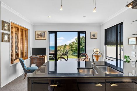 Photo of property in 128b Thompson Road, Bluff Hill, Napier, 4110