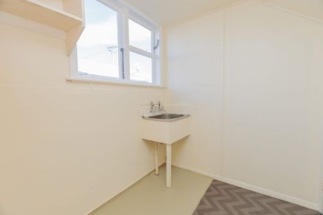 Photo of property in 2f1 Takatimu Way, Johnsonville, Wellington, 6037