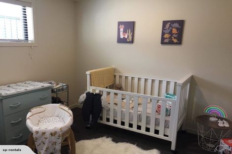 Photo of property in 9 Huxley Place, Lake Hayes, Queenstown, 9304