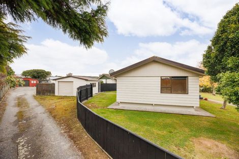 Photo of property in 30 Caroline Drive, Feilding, 4702
