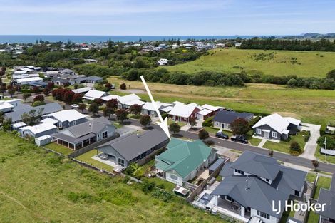 Photo of property in 50 Ocean Breeze Drive, Waihi Beach, 3611