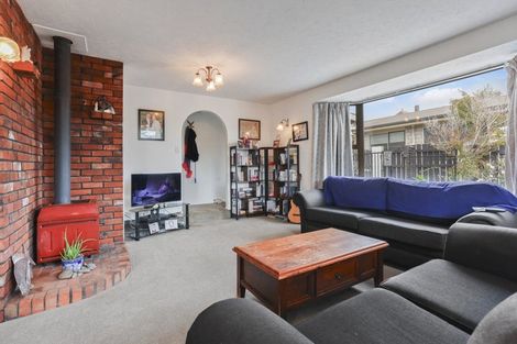 Photo of property in 13 Parkhouse Drive, Rangiora, 7400