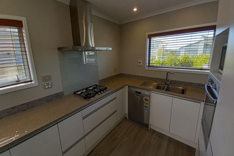 Photo of property in 215 Wainui Road, Silverdale, 0932