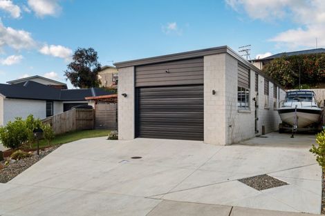 Photo of property in 6 Queen Palms Road, Te Puke, 3119