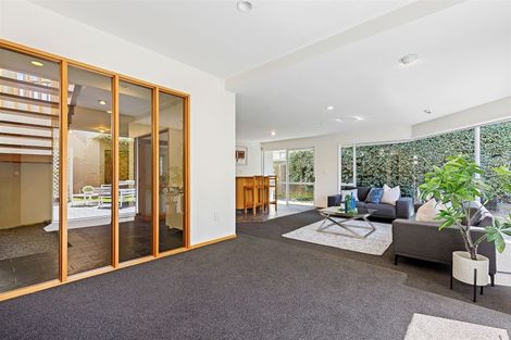 Photo of property in 3 Jamell Place, Avonhead, Christchurch, 8042