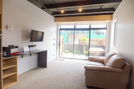 Photo of property in Vedado Apartments, 208/41u Hopper Street, Mount Cook, Wellington, 6011