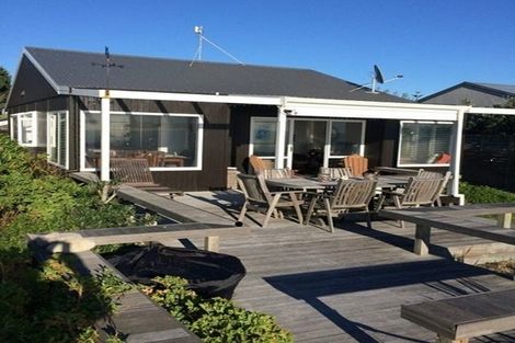 Photo of property in 579a Pukehina Parade, Pukehina, Te Puke, 3189