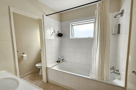 Photo of property in 126u8 Redwood Avenue, Tawa, Wellington, 5028