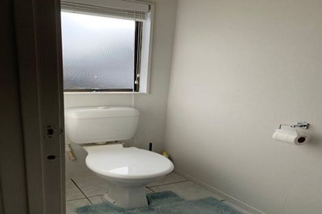 Photo of property in 2/116 Bucklands Beach Road, Bucklands Beach, Auckland, 2012