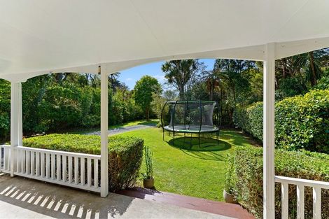 Photo of property in 15 Kauri Road, Waikanae, 5036