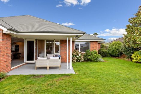 Photo of property in 7 Belgrove Place, Parklands, Christchurch, 8083