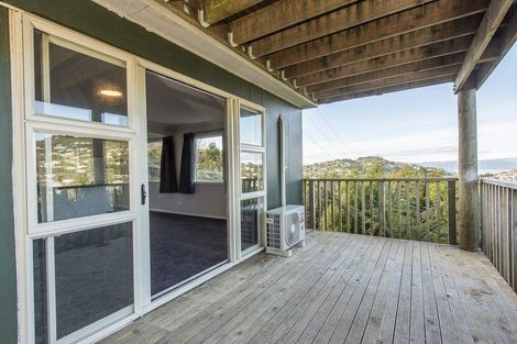 Photo of property in 41 Chartwell Drive, Crofton Downs, Wellington, 6035