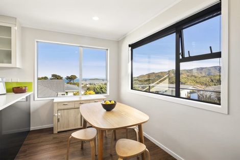 Photo of property in 13 Arun Crescent, Southgate, Wellington, 6023
