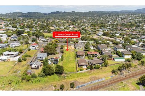 Photo of property in 71 West Coast Road, Glen Eden, Auckland, 0602