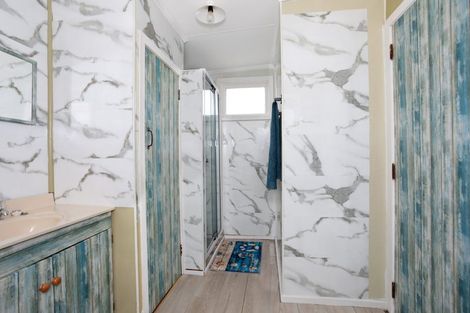 Photo of property in 75 Punga Street, Tangimoana, 4822