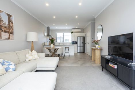 Photo of property in 17 Malcolm Calder Road, Hobsonville, Auckland, 0616