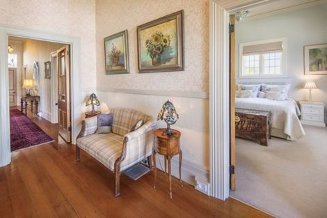 Photo of property in 11 Rattray Street, Devonport, Auckland, 0624