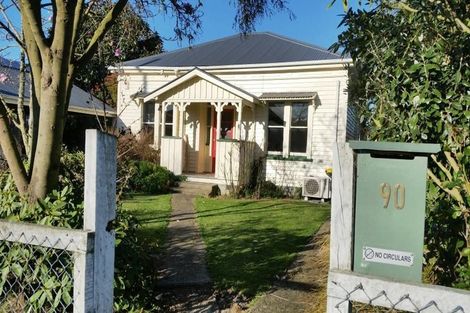 Photo of property in 90 Geraldine Street, Edgeware, Christchurch, 8013