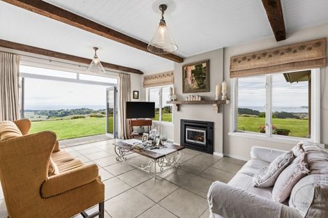 Photo of property in 119 Eskridge Drive, Eskdale, Napier, 4182
