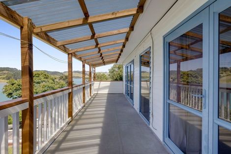Photo of property in 6 Mara Kai Lane, Raglan, 3225