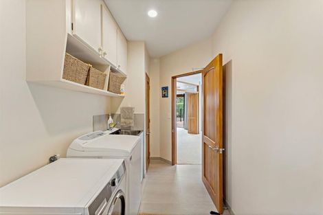 Photo of property in 2/33 Milford Road, Milford, Auckland, 0620
